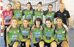 Les -17 filles à la une dans Ouest France